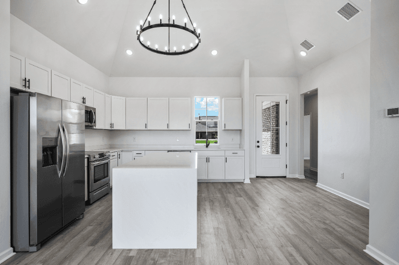 Sterlington House: 208 Jax Square