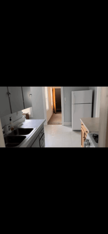 Corning Apartment: 125 W 3rd St