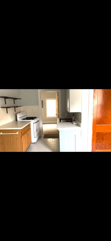 Corning Apartment: 125 W 3rd St