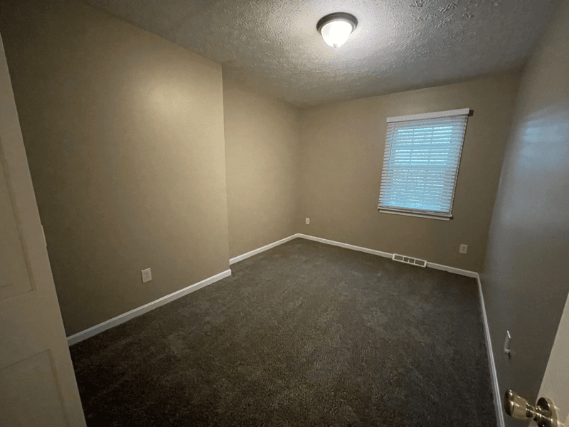 Mentor Condo: 763 Mentor Ave