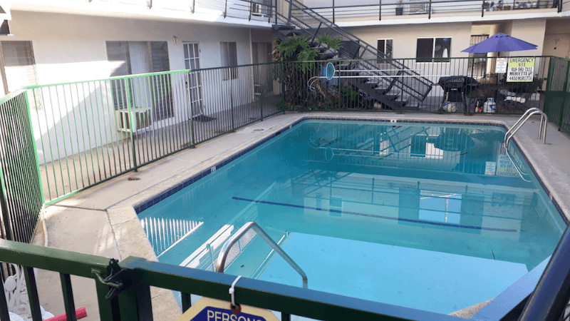 Sherman Oaks Apartment: 4450 Murietta Ave