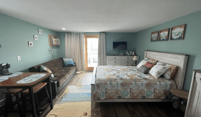 Hampton Condo: 415 Ocean Boulevard