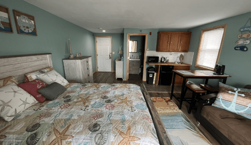 Hampton Condo: 415 Ocean Boulevard