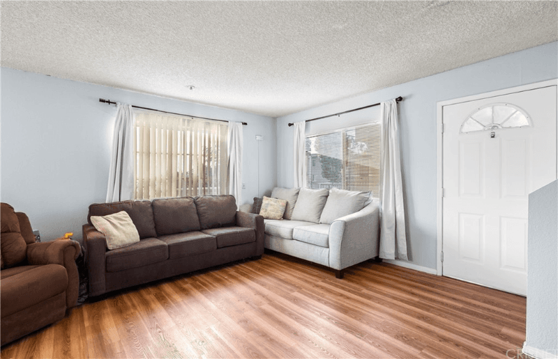 North Hills Townhome: 8800 Burnet Ave