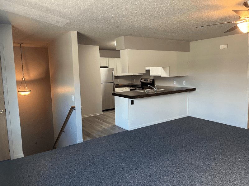 Mankato Townhome: 1304 Warren St