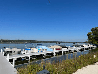 Lake Geneva Condo: 32 Lausanne Ct