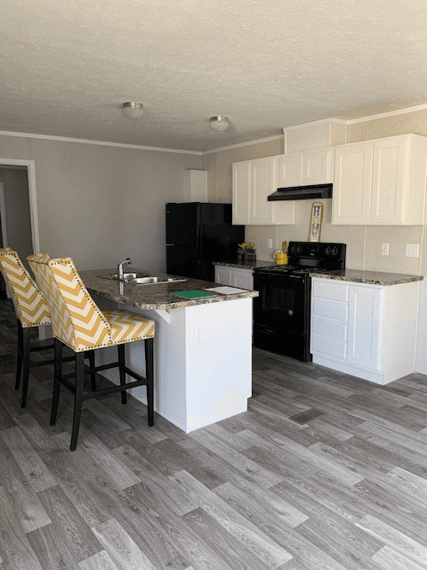 Bristol House: 54686 County Rd 19