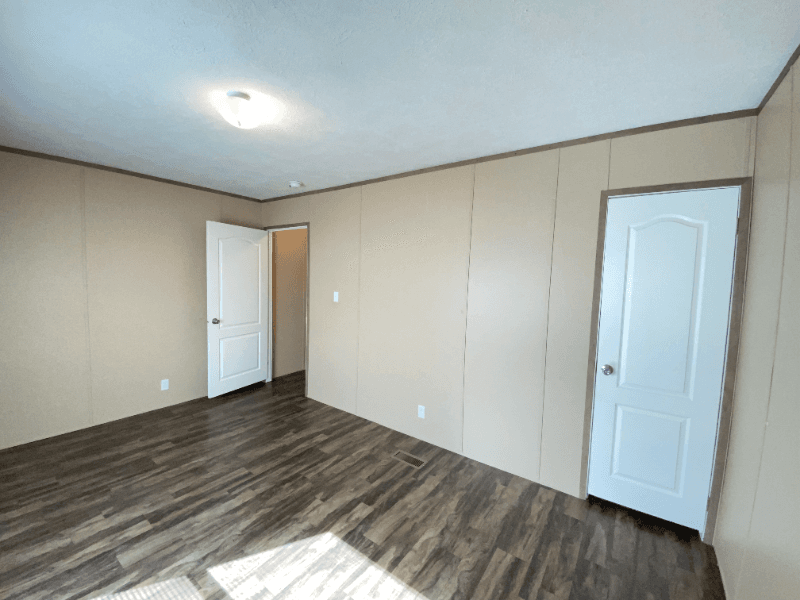Bristol House: 54686 County Rd 19