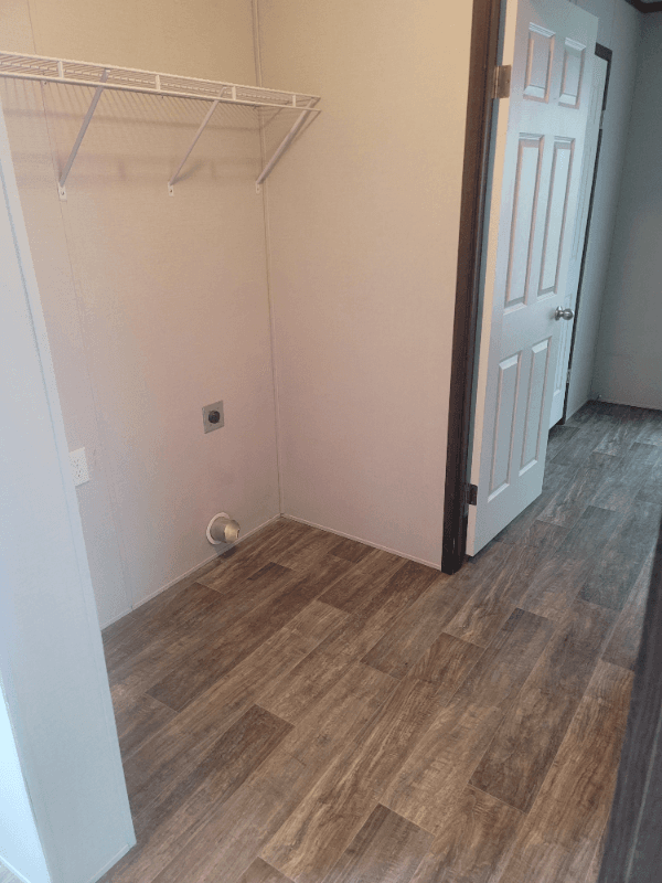 Bristol House: 54686 County Rd 19