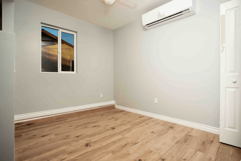Montebello Apartment: 224 1/2 N. 6th Street