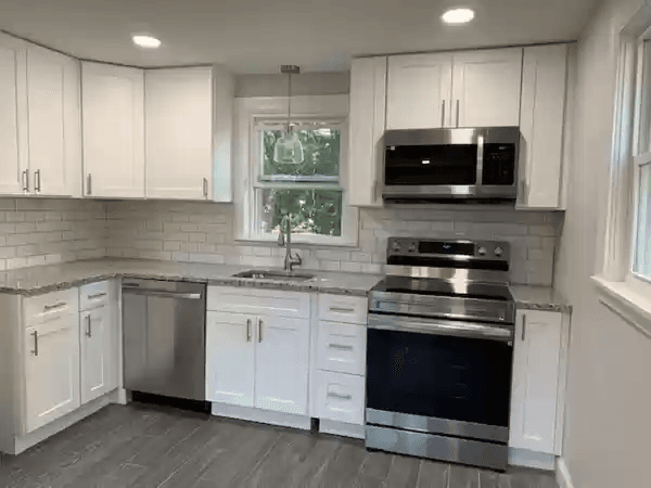 Foxboro House: 15 Boyden Dr, Foxboro, MA 02035, USA