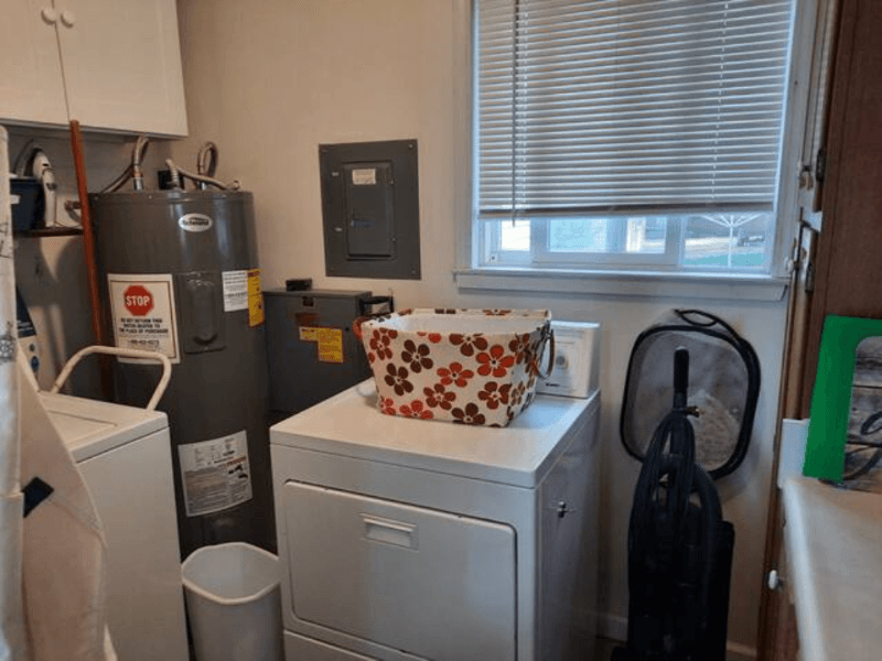 Bellaire House: 293 Sumac Lane