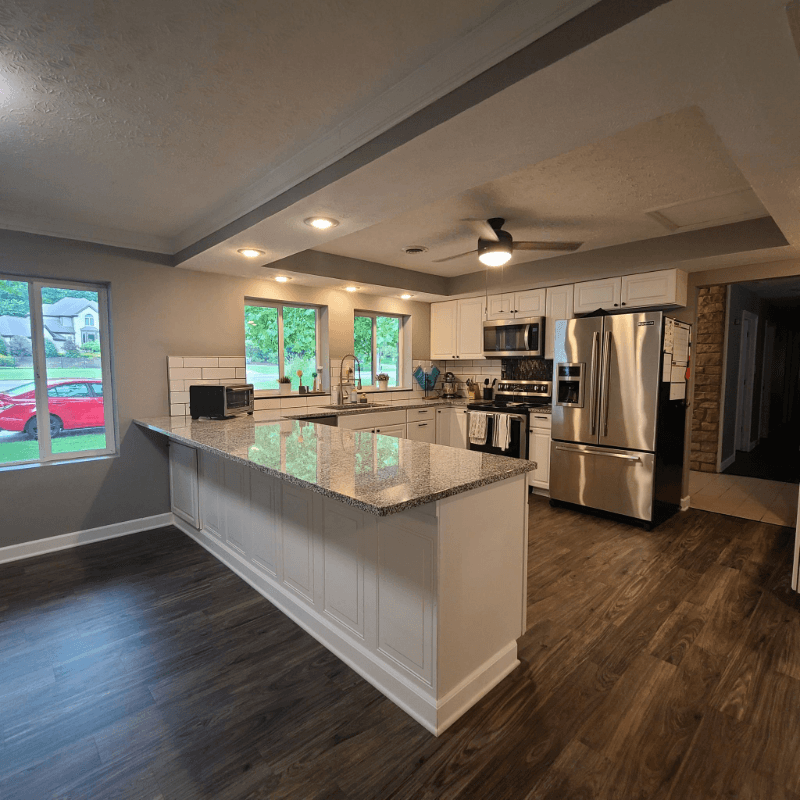 Centerville House: 1962 W Alex Bell Rd.
