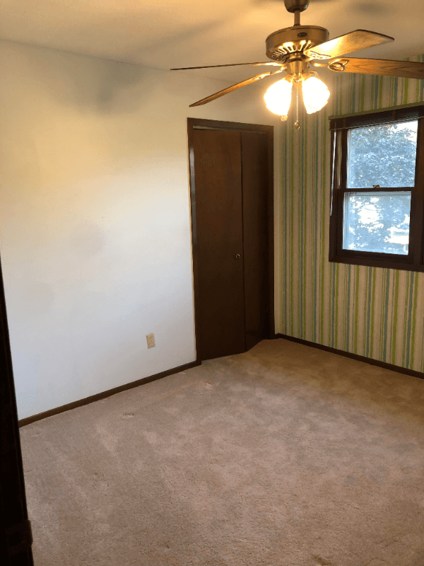Urbandale Apartment: 8806 Carole Cir, Urbandale IA