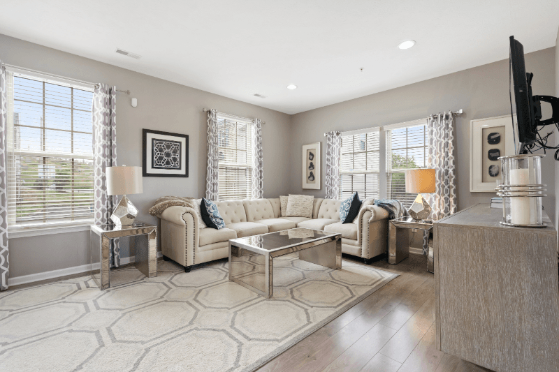 Pittsburgh Townhome: 328 Aprilmae Way