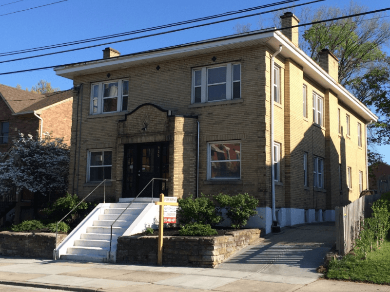 Cincinnati Apartment: 925 Nassau St