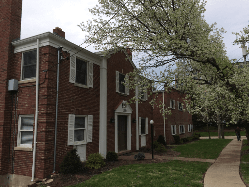 Cincinnati Apartment: 2023 Edgecliff Pt