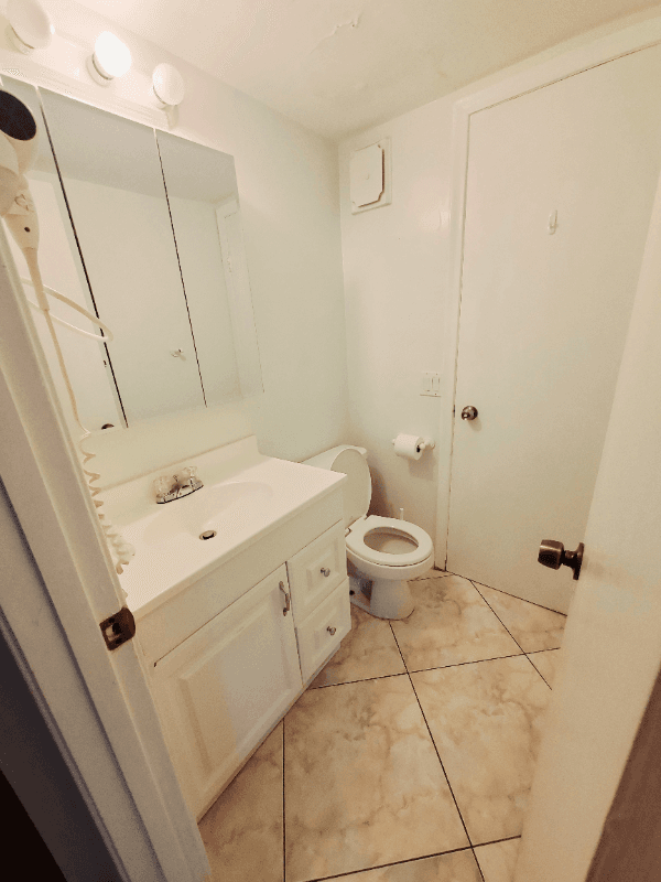 Sunny Isles Beach House: 201 178th Drive