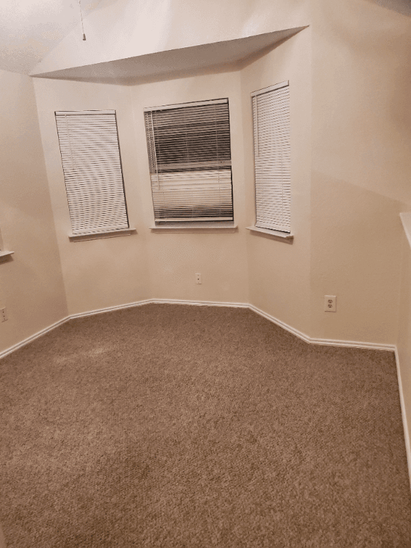 Killeen House: 2702 Starling Dr