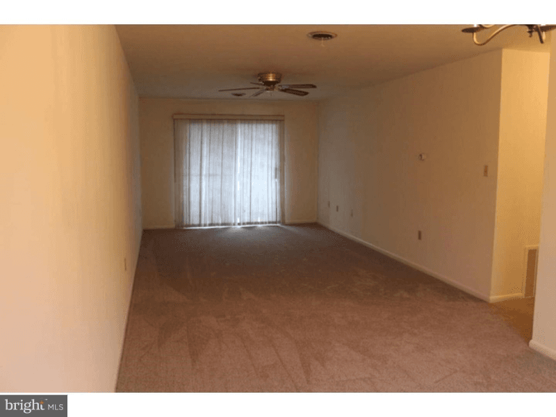 Reading Condo: 54-8 Holly Drive