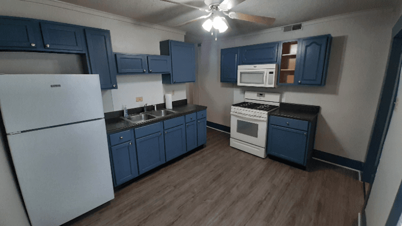 Muncie Apartment: 1400 N Wheeling Ave