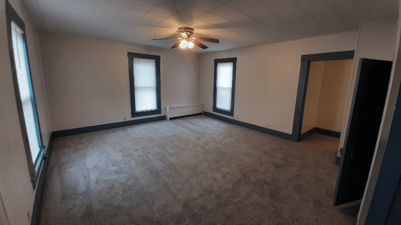 Muncie Apartment: 1400 N Wheeling Ave