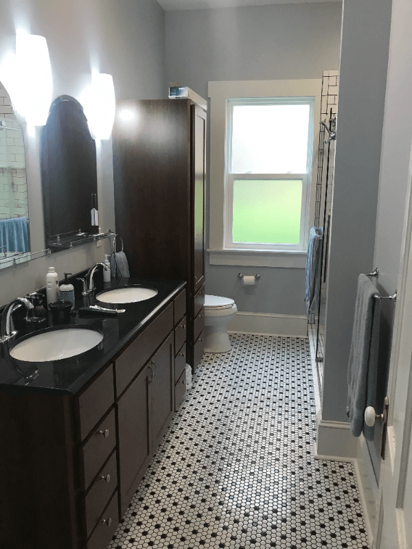 Milwaukee Multiplex: 2204 N Booth St