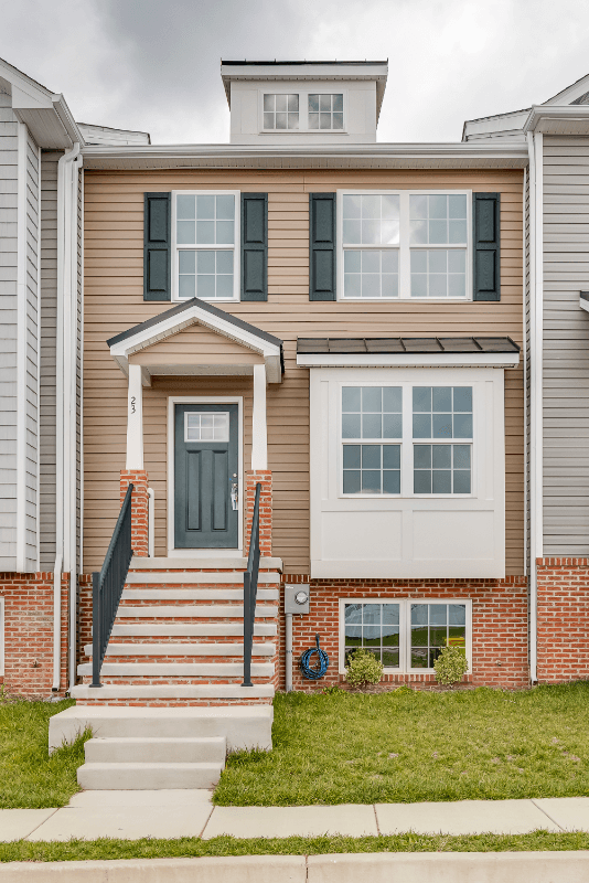 Martinsburg Townhome: 23 heritage hills drive