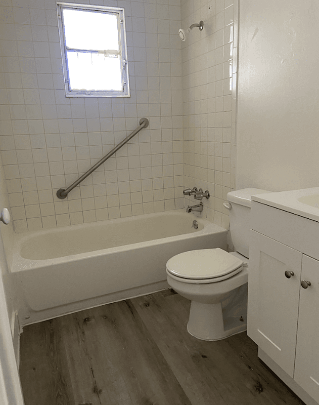 Las Vegas Apartment: 218 N 13th st
