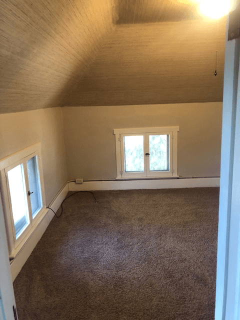Hurricane House: 83 N State Street