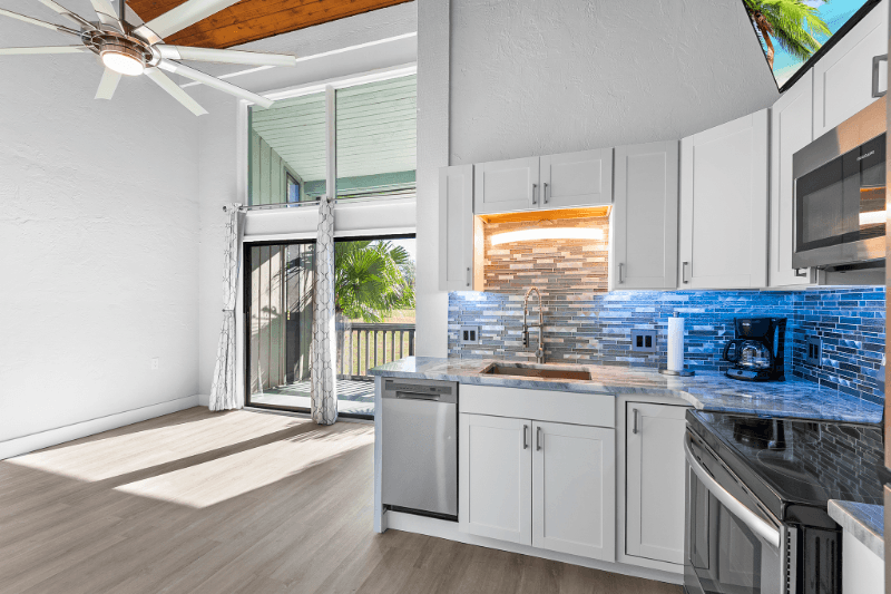 Haines City House: 2077 Corner Lake Dr