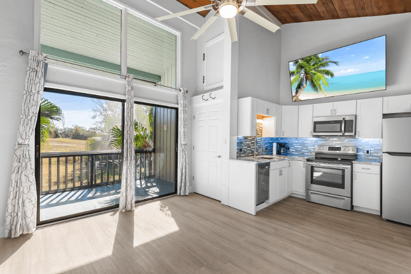 Haines City House: 2077 Corner Lake Dr