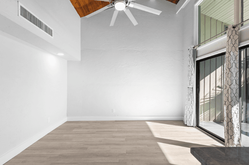 Haines City House: 2077 Corner Lake Dr