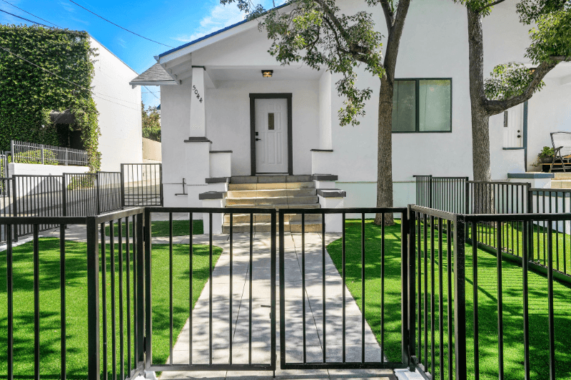 Los Angeles House: 5044 Hartwick Street