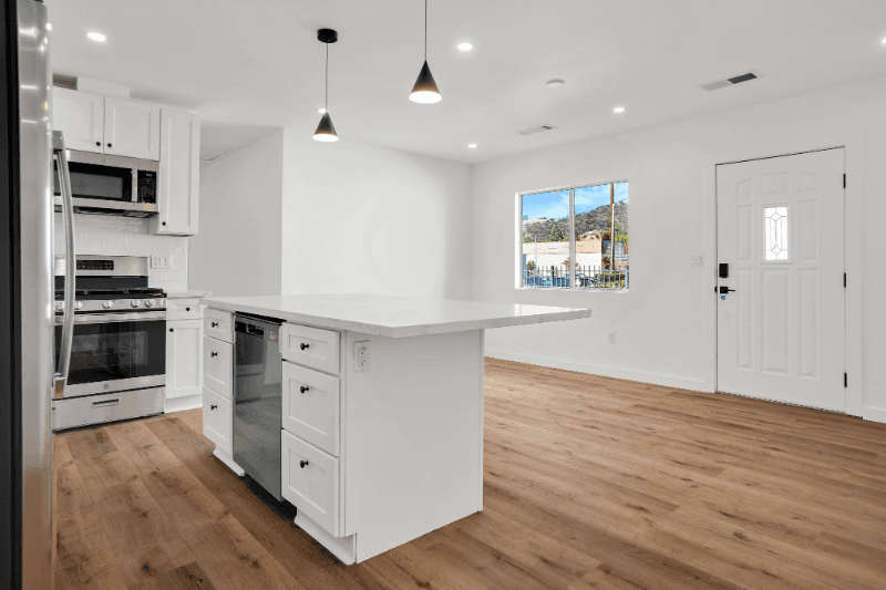 Los Angeles House: 5044 Hartwick Street