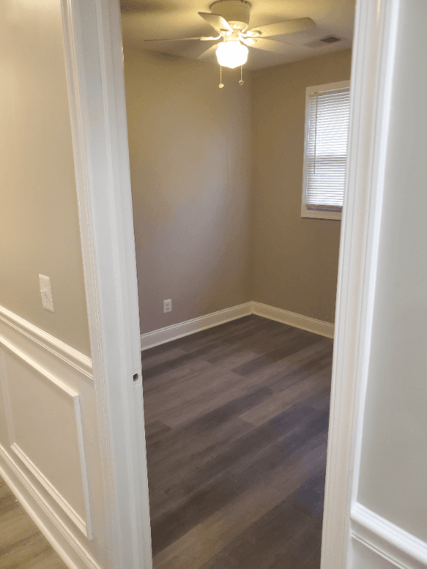 Brooklyn House: 17 W Talbott st