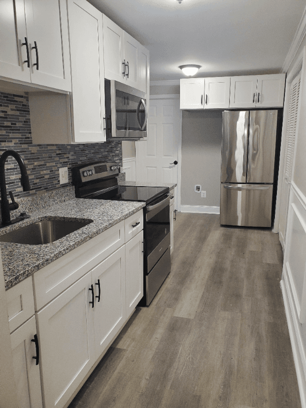 Brooklyn House: 17 W Talbott st