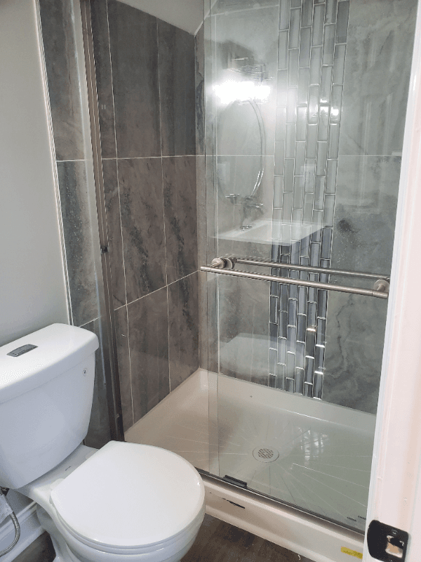 Brooklyn House: 17 W Talbott st