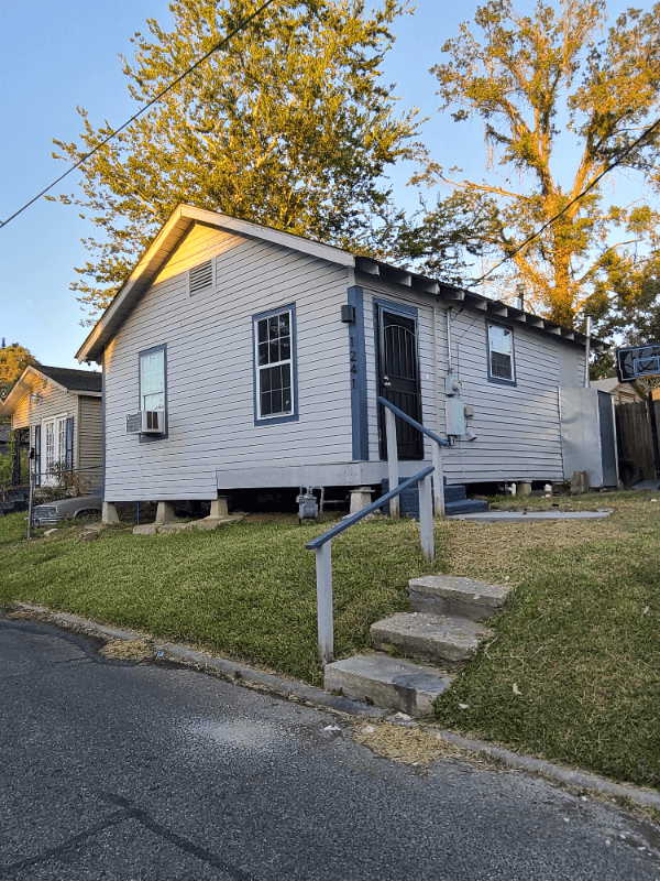 Baton Rouge House: 1241 S 18th Street