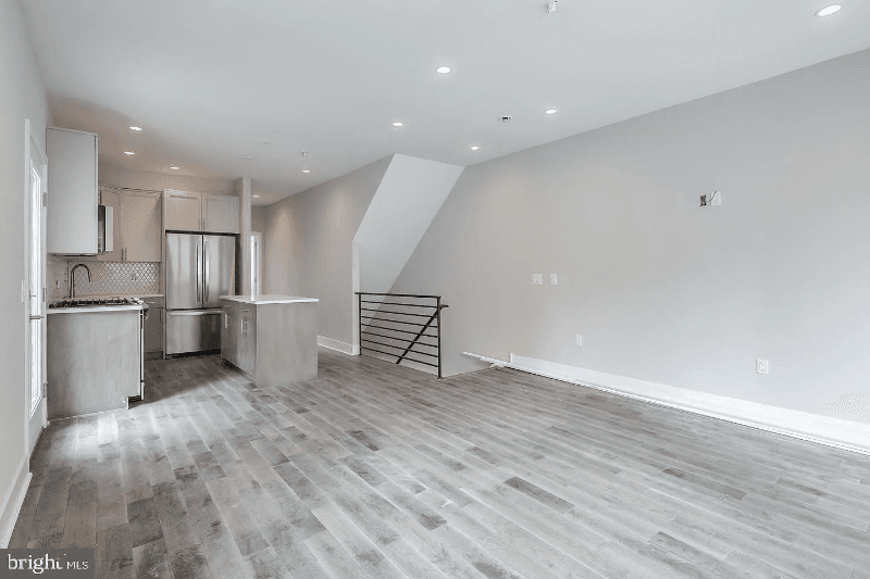 Philadelphia Apartment: 1013 S 20th St