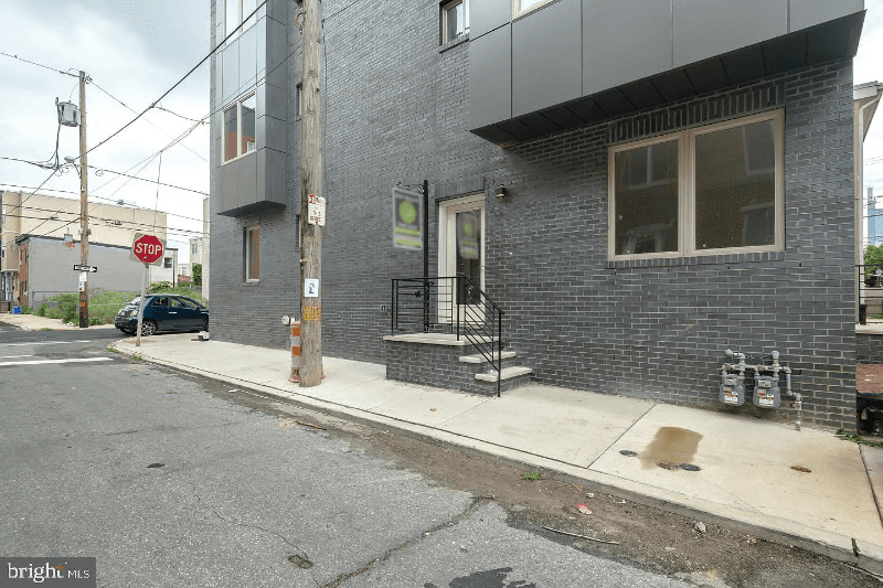 Philadelphia Apartment: 1013 S 20th St