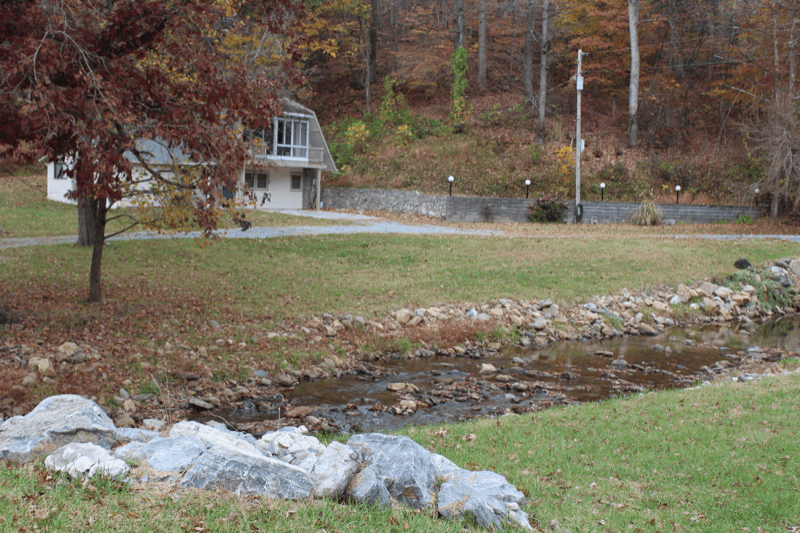 Jonesborough House: 342 Dry Creek Road