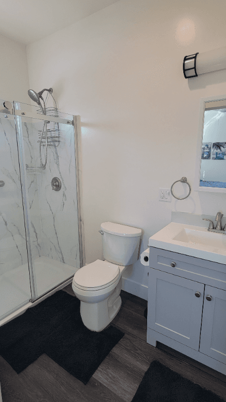 Los Angeles Apartment: 3536 1/2 W 60th St.