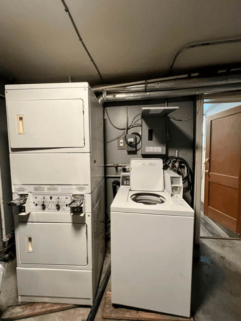 Greeley Apartment: 1917 7th Ave