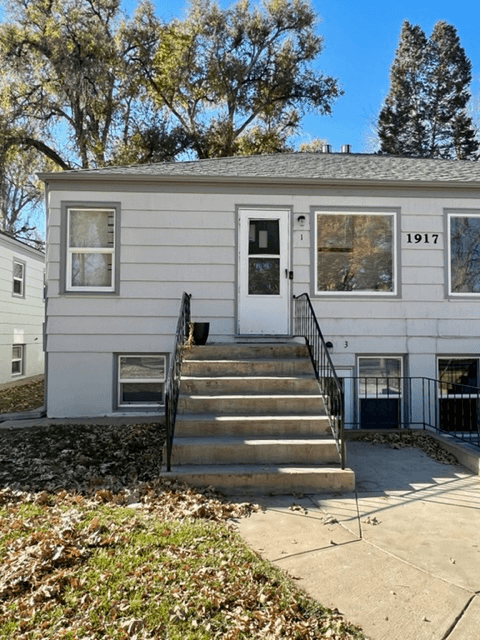 Greeley Apartment: 1917 7th Ave
