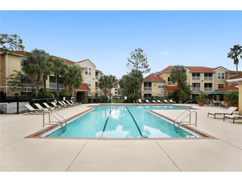 Tampa Apartment: 18001 Richmond Place Dr