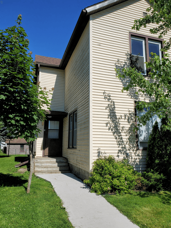 Mauston Other: 526 Elm St