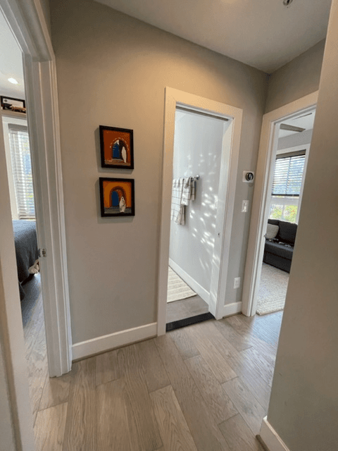Washington Condo: 700 16th St NE