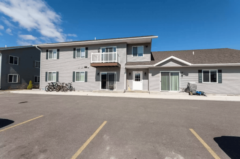 Columbia Falls House: 4 Diane Road