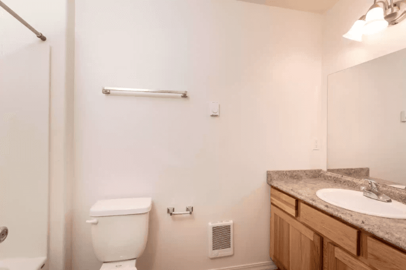 Columbia Falls House: 4 Diane Road